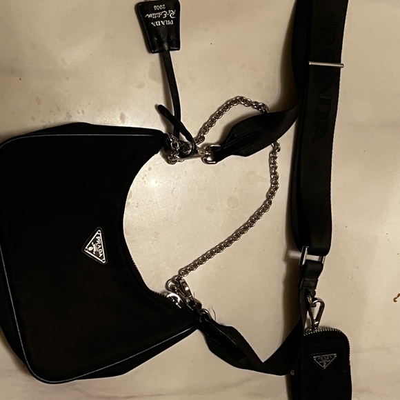 Prada bag - Picture 2 of 2